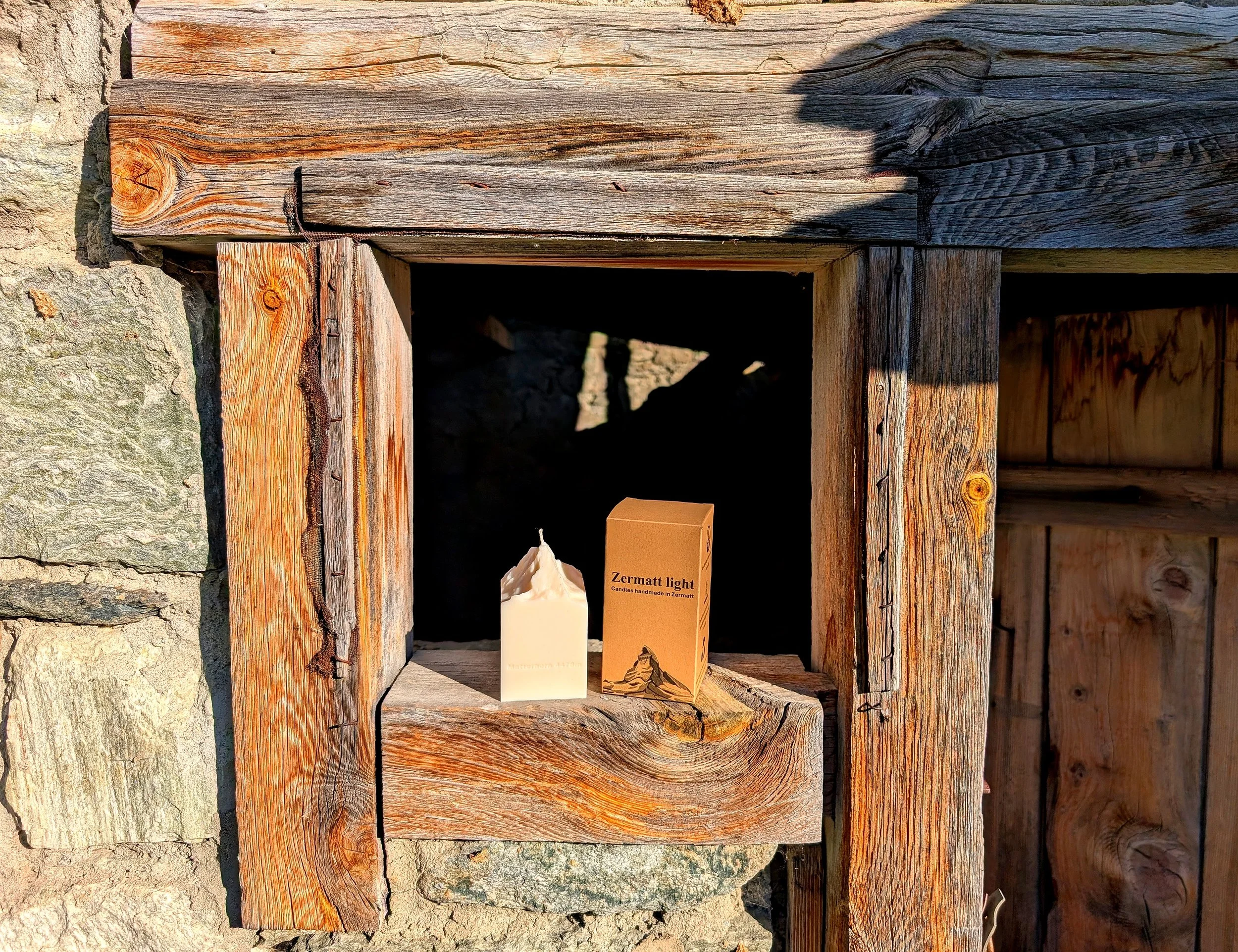 zermatt-light-candle-with-box-v2.jpg