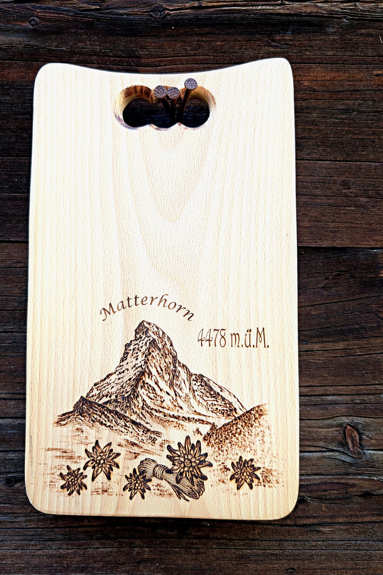 Matterhorn cutting board