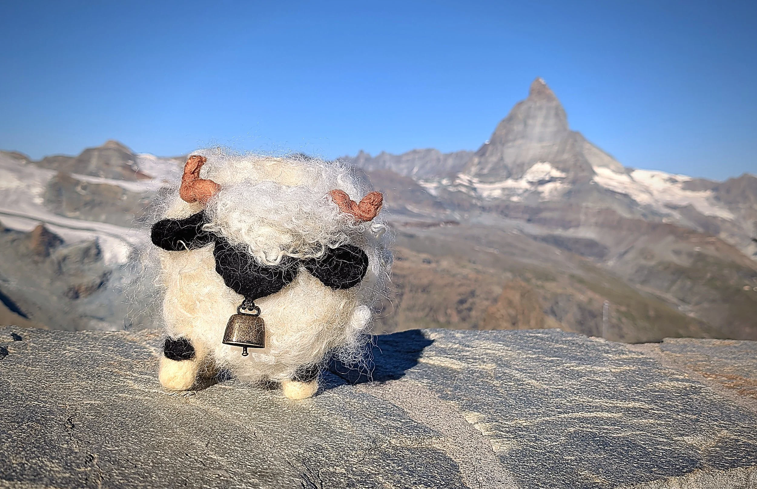 zermatt_light_hero_matterhorn_edit.jpg