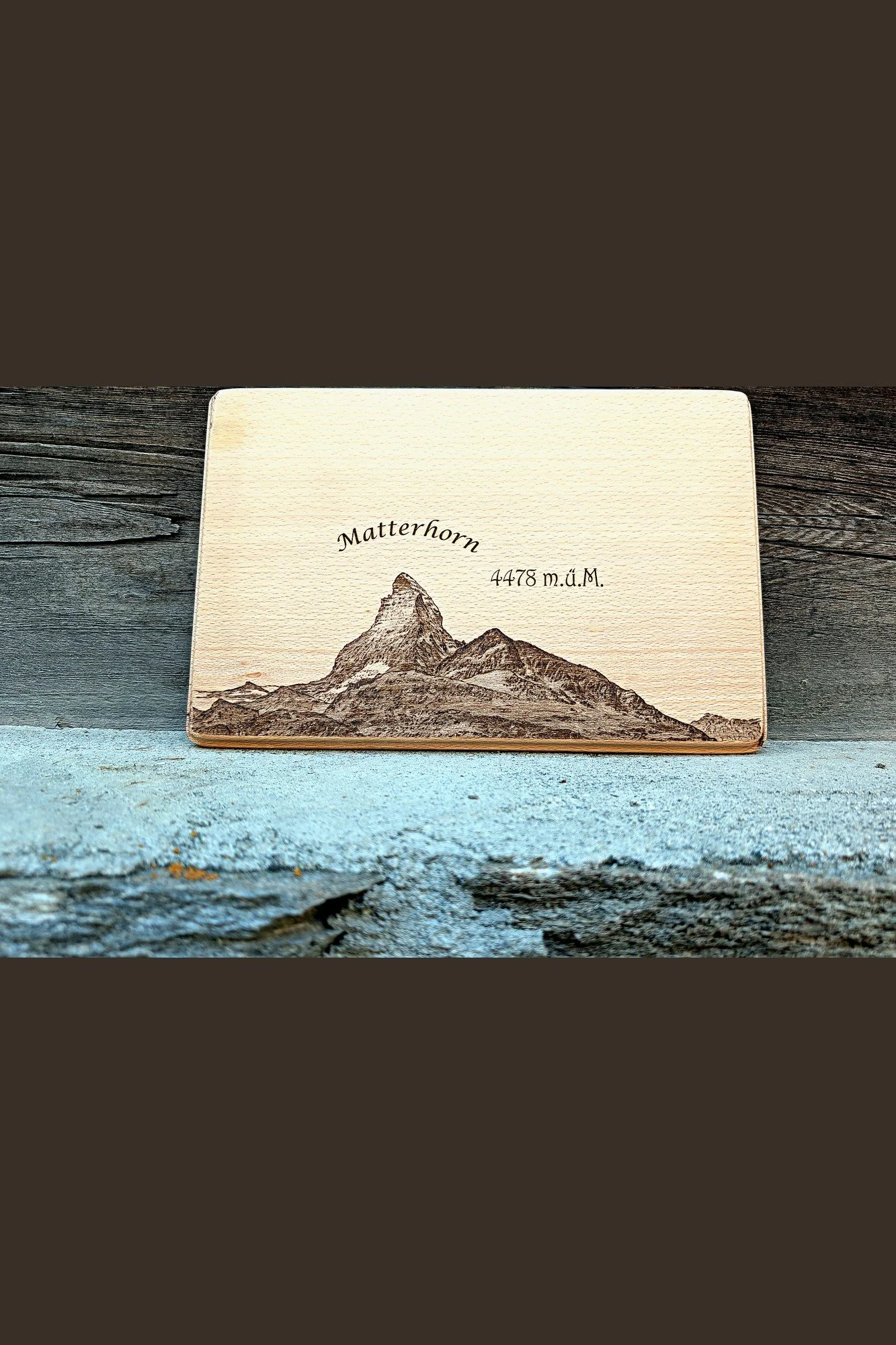 Matterhorn cutting board