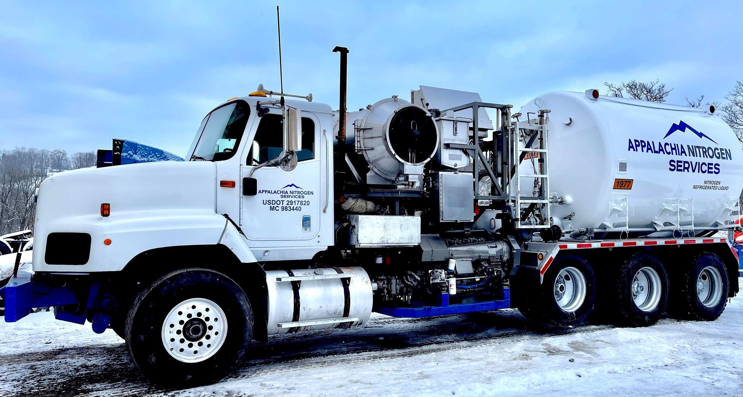 n2 winter trailer.jpg