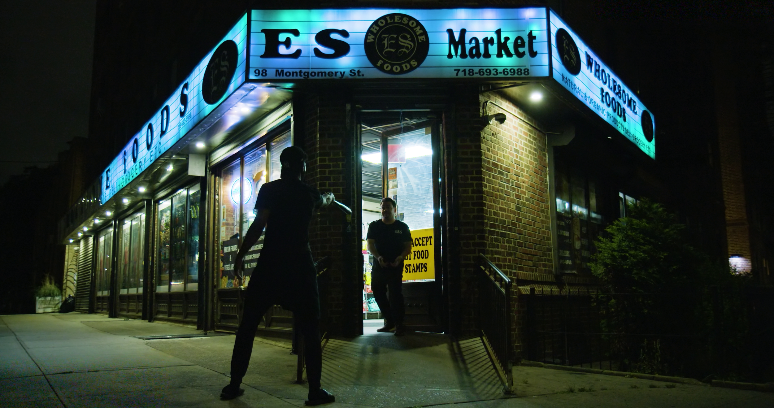 Bodega Front.png