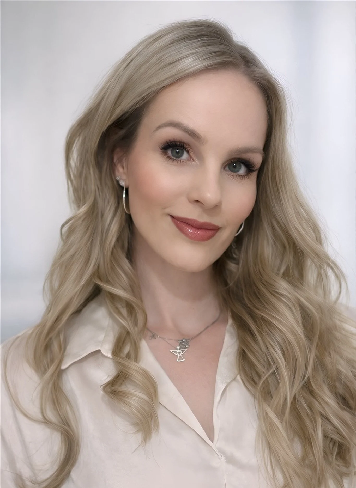 Portrait of Dr Erika Filova, HCPC-registered Counselling Psychologist and CAT Practitioner based in Thirsk, North Yorkshire