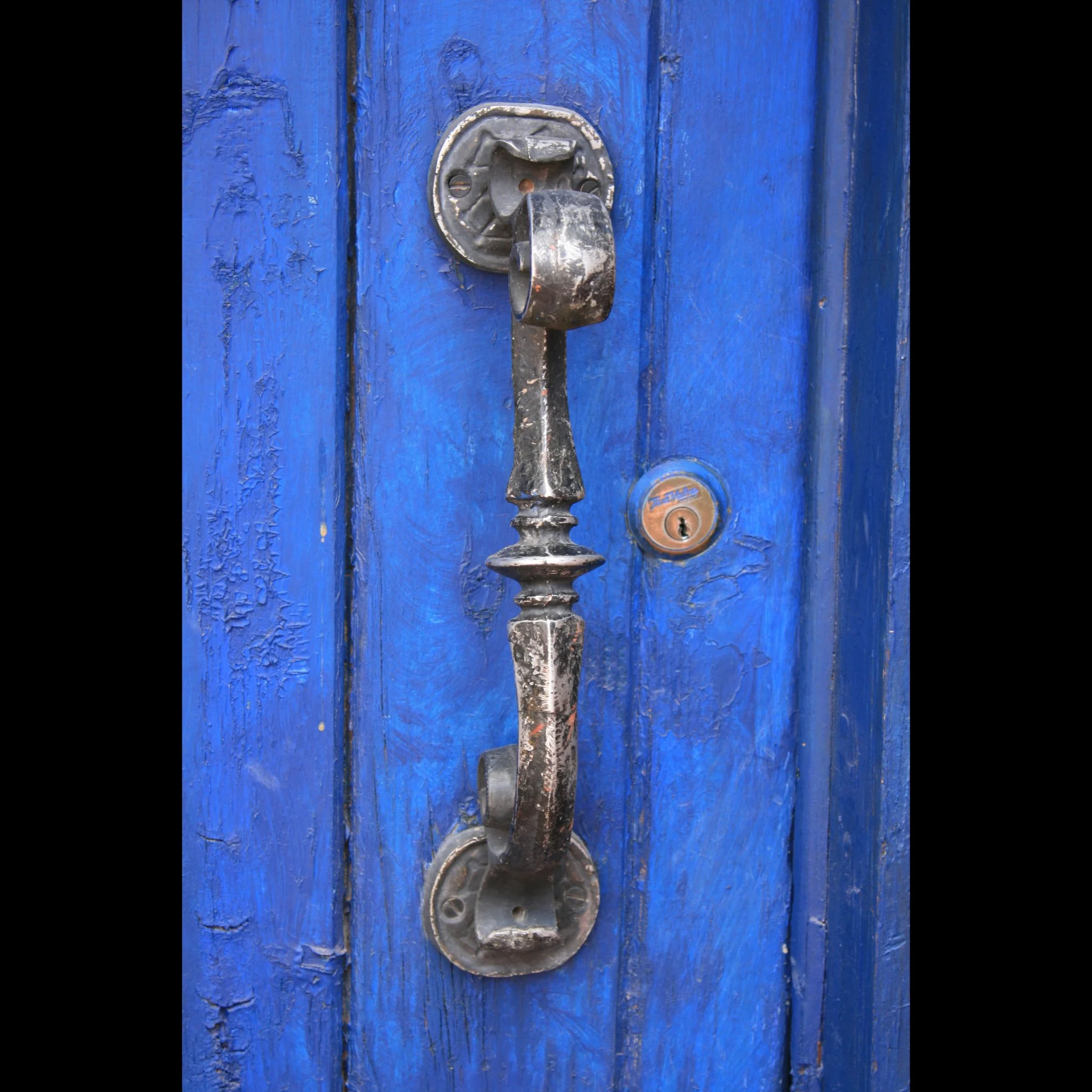 blue-door-handle-mesilla.jpg