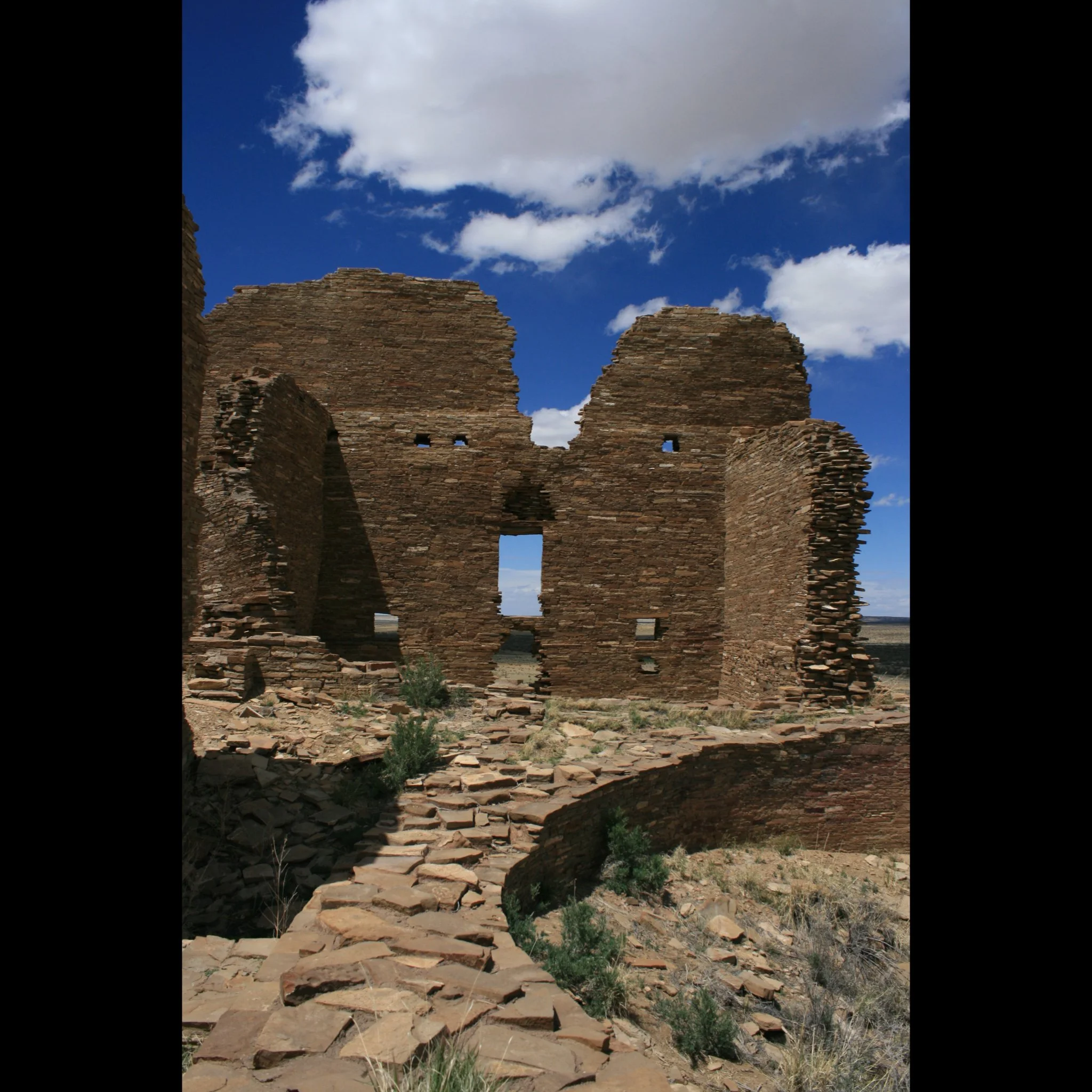 pueblo-pintado-ruins.jpg