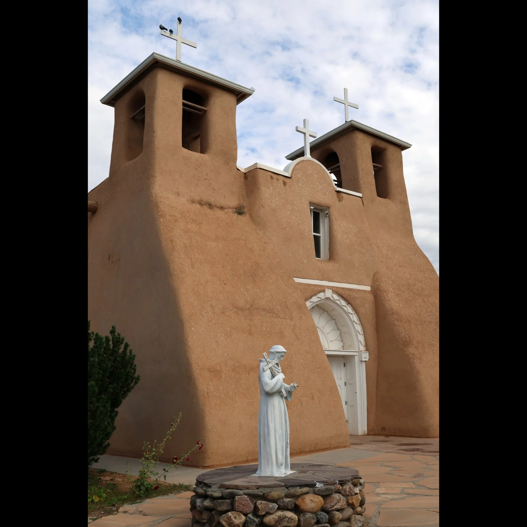 San-francisco-de-asis-church.jpg