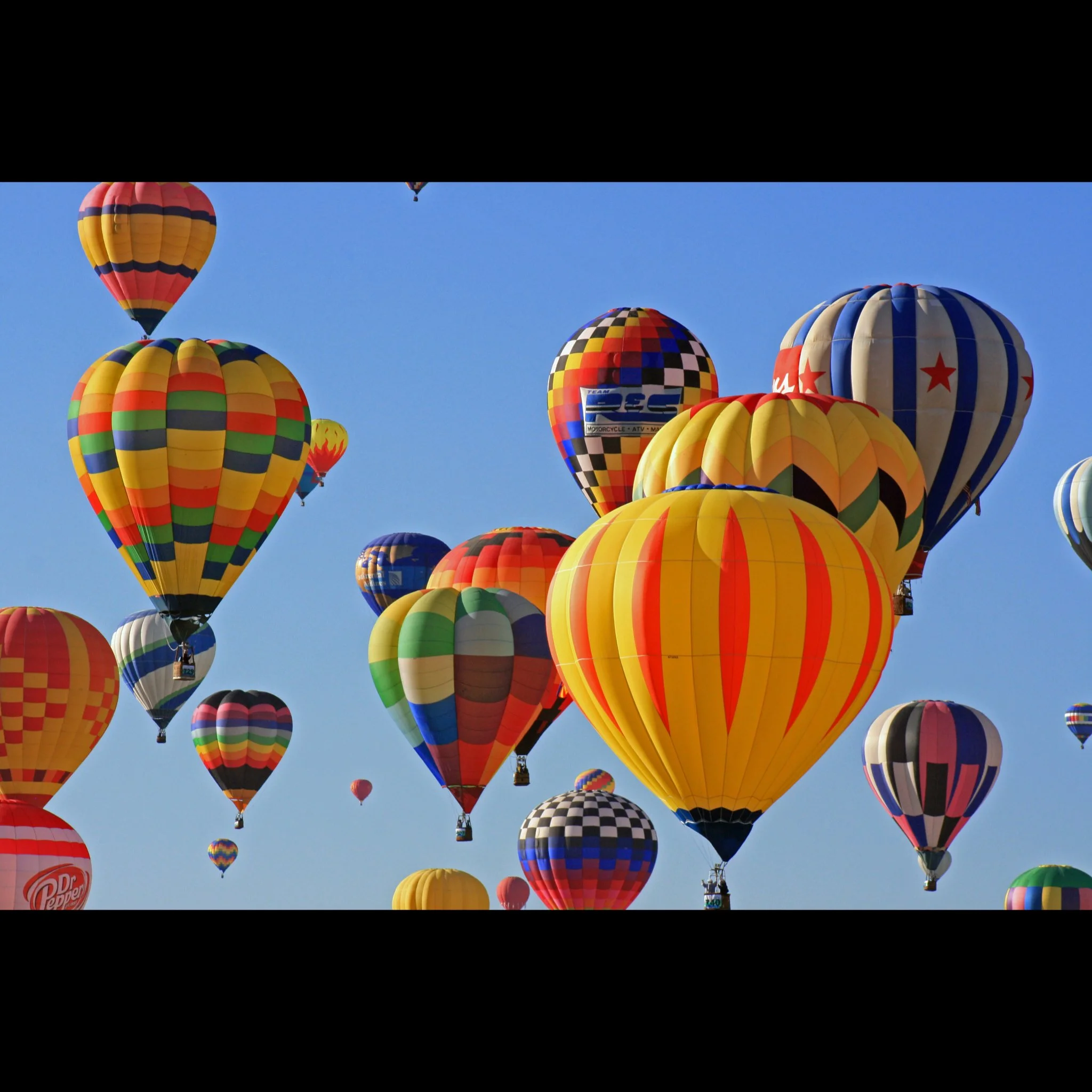 Balloons in the Air Notecard