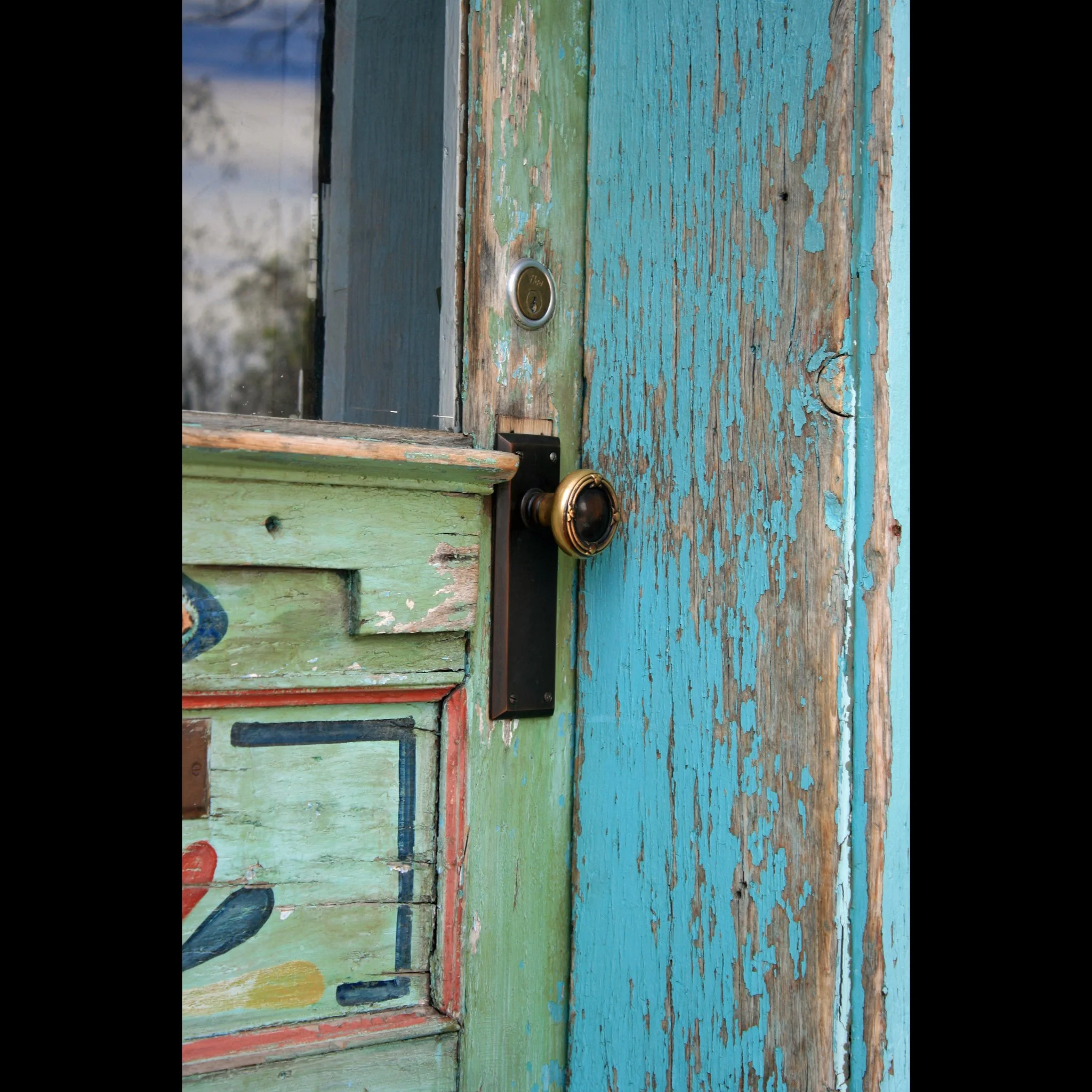 old-colorful -door-handle.jpg