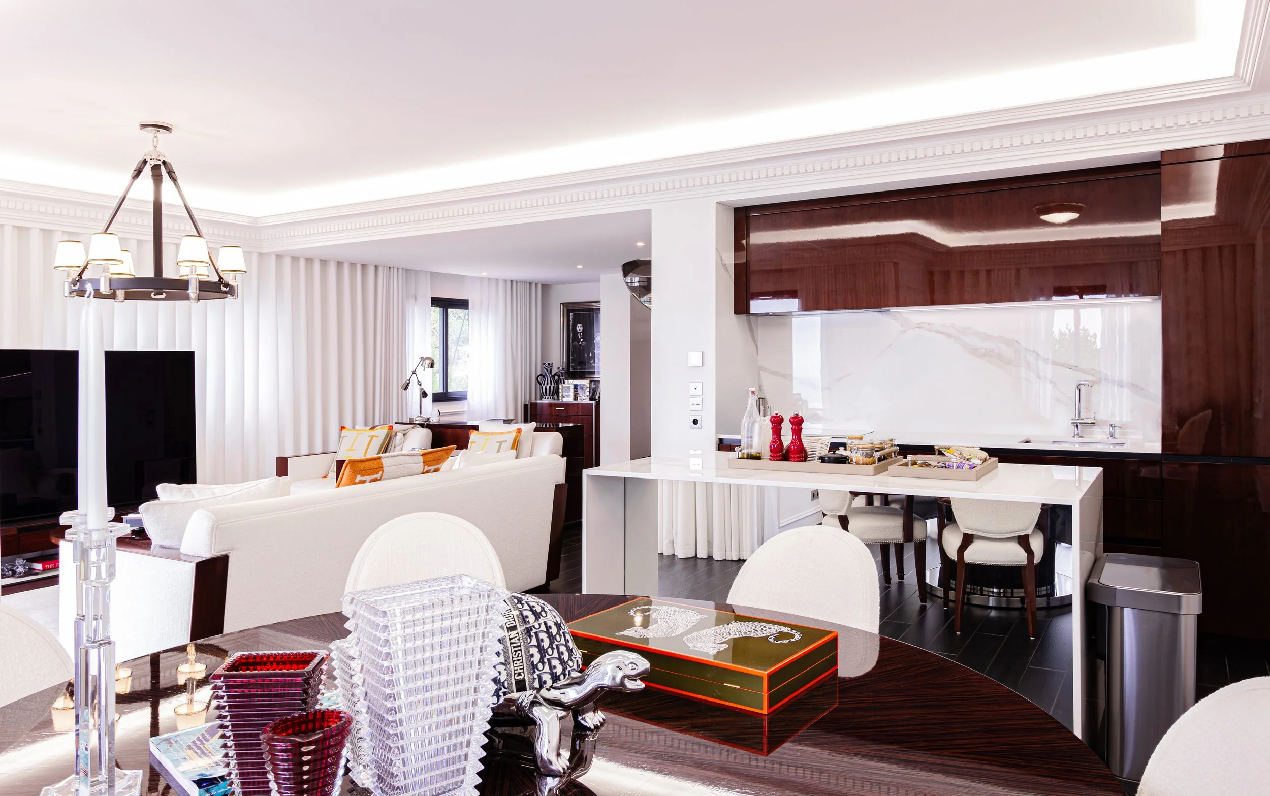Salle a manger 2.jpg