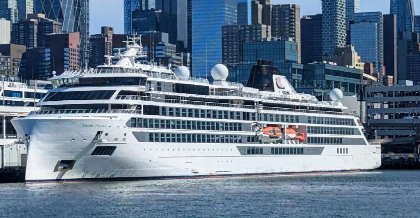 VIKING POLARIS, Manhattan, New York, October 2024 (Justin Zizes)