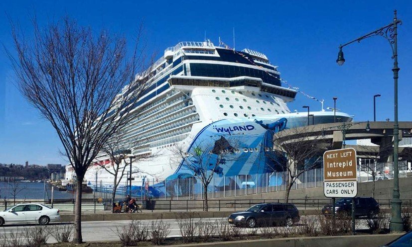 NORWEGIAN BLISS, Manhattan, New York, February 2020 (Bob Allen)