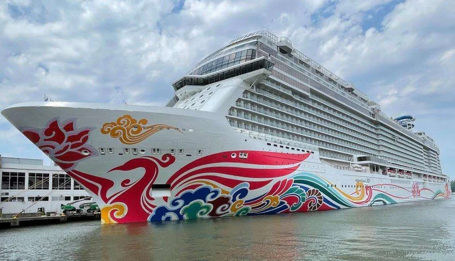 NORWEGIAN JOY at Manhattan, New York, June 2024 (Nick Smith)