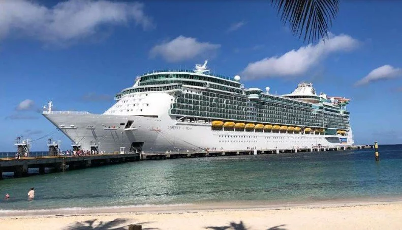 RCCL LIBERTY OF THE SEAS, Grand Turk and Caicos, August 2024 (Thomas O'Reilly)