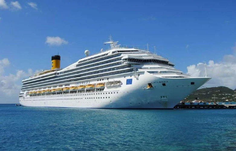 COSTA MAGICA, St. Maarten, The Netherlands, December 2023 (Pat Dacey)