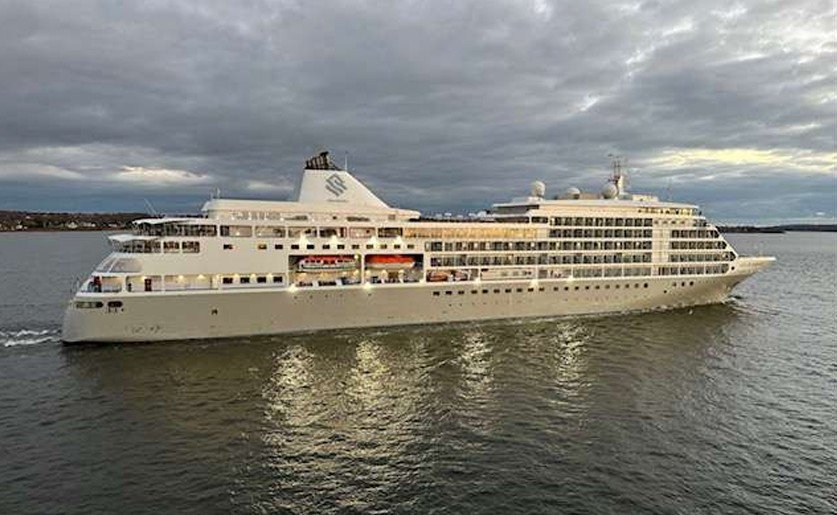 SILVER WHISPER, Prince Edward Island, CA, October 2022 (David Hume)