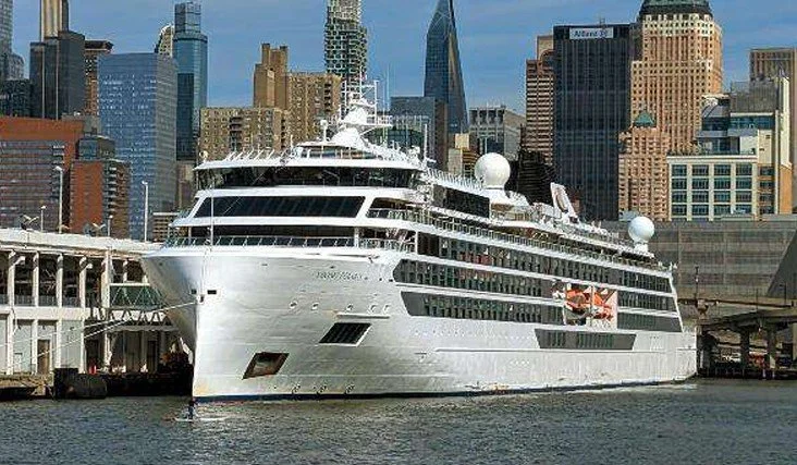 VIKING POLARIS, MCT, Manhattan, NY, April 2025 (Justin Zizes)