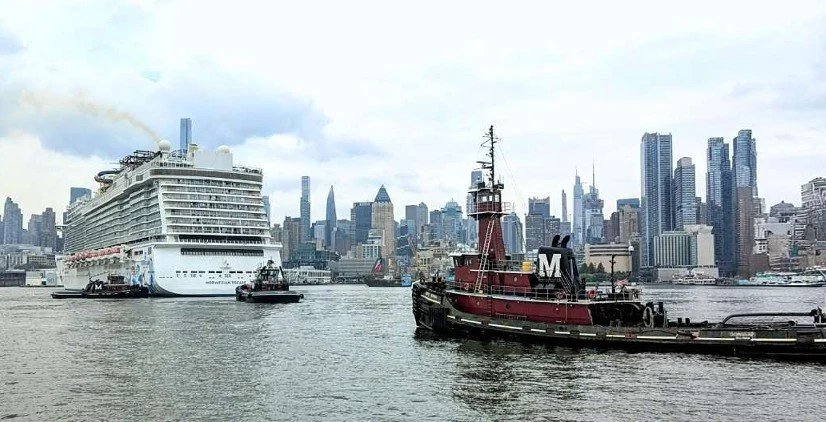 NCL NORWEGIAN ESCAPE with a Moran Tug, approaching Pier 88, Manhattan, September 2025 (Justin Zizes)