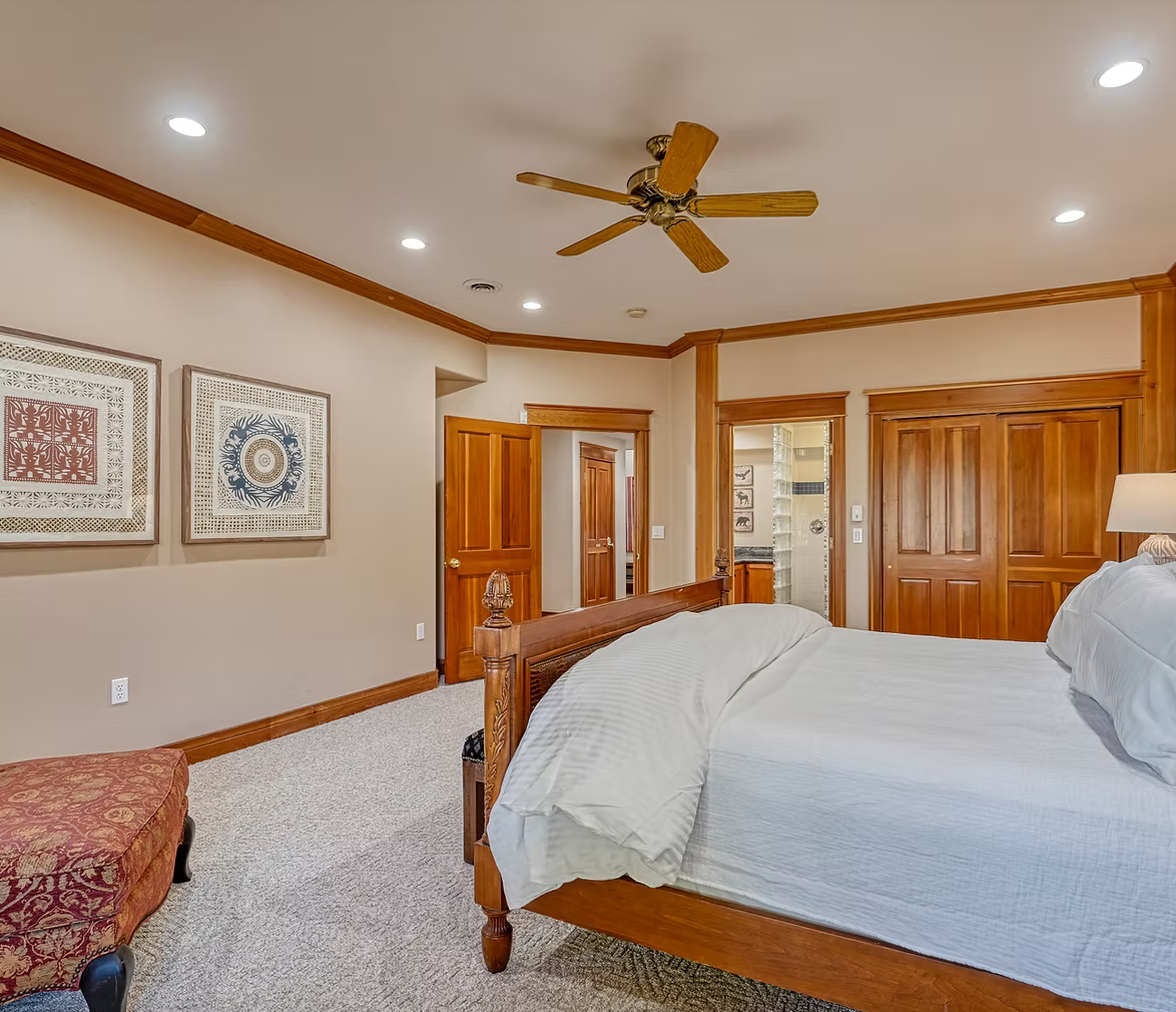 Deluxe Room Package