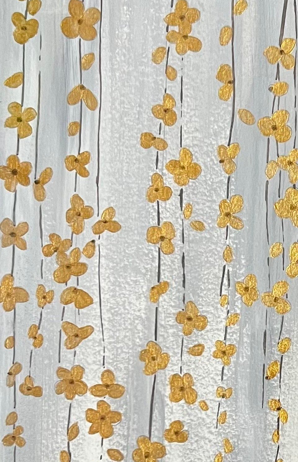 golden-swings-floral-detail-closeup.jpg