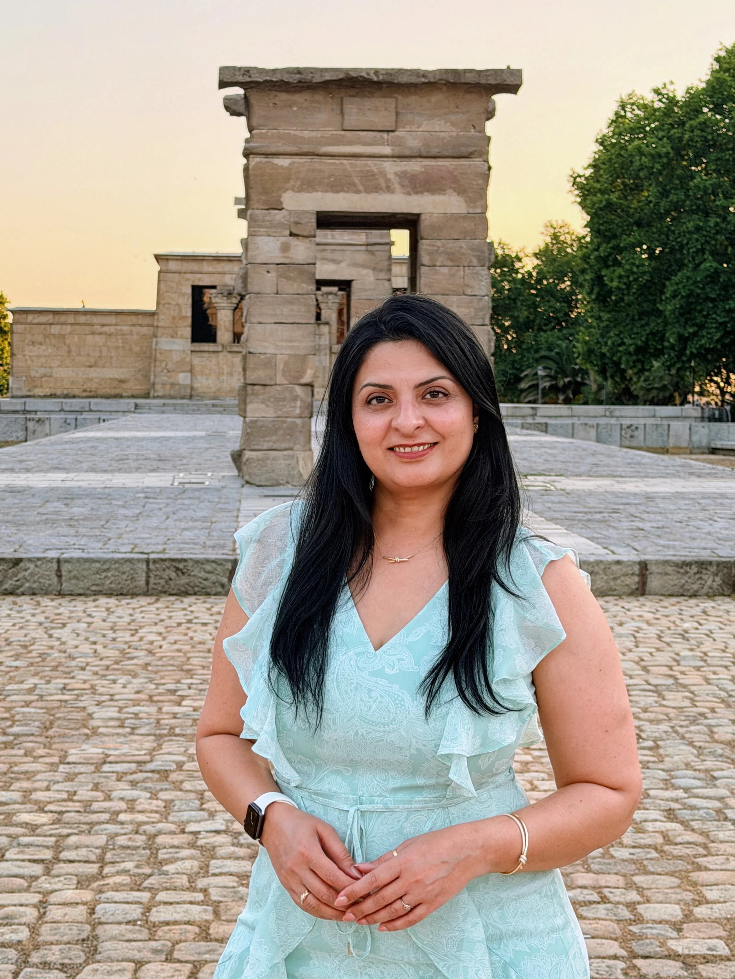 Jasmine Sedani, artist and founder of Chromatic Horizons