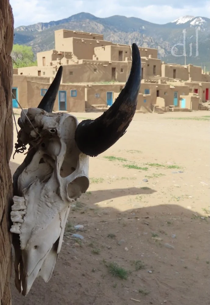 The pueblo itself dates from the late 13th to early 14th century. Up to 150 people make their home in the historical pueblo, while the total population of the 95,000-acre reservation hovers around 4,500.