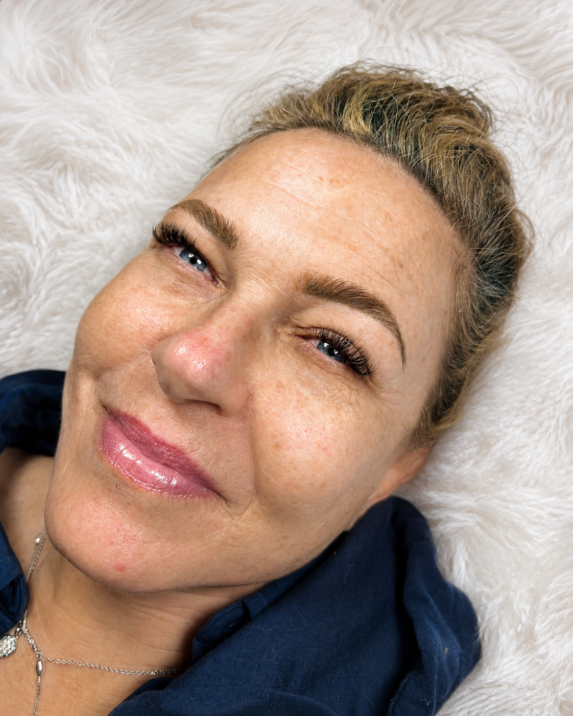 Guest received hybrid lash extensions + brow lamination + brow shaping + brow tint