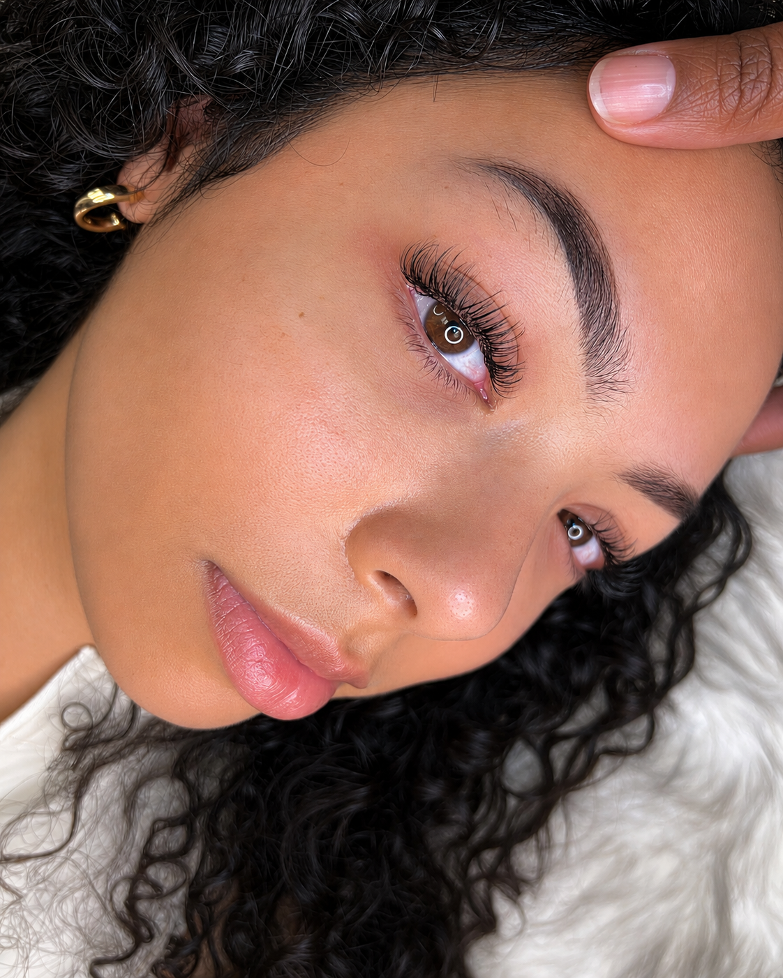 Guest received wet set lash extensions + brow tint