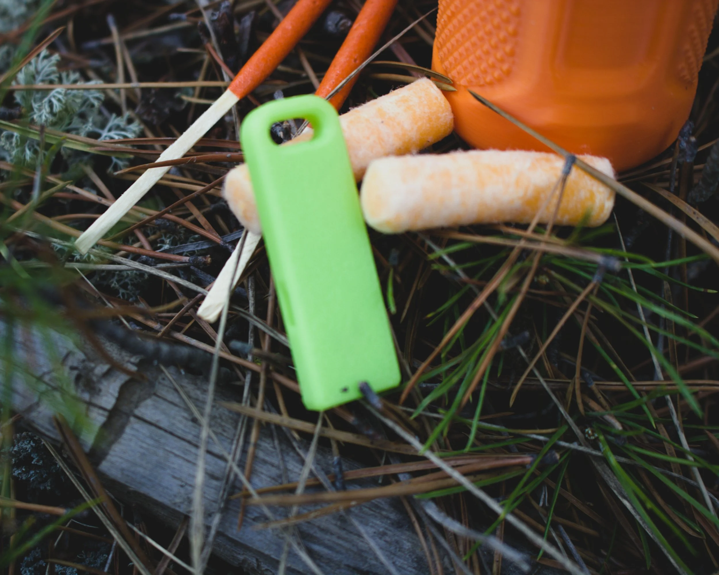 Ultralight Emergency Whistle