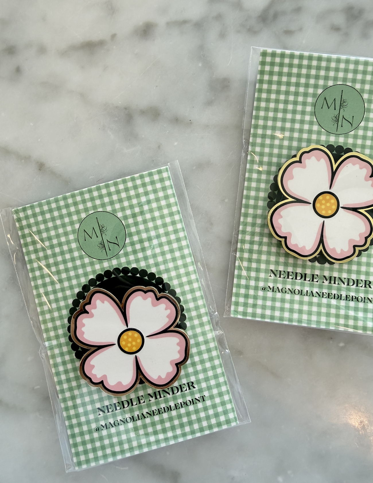 Dogwood Flower Needleminder