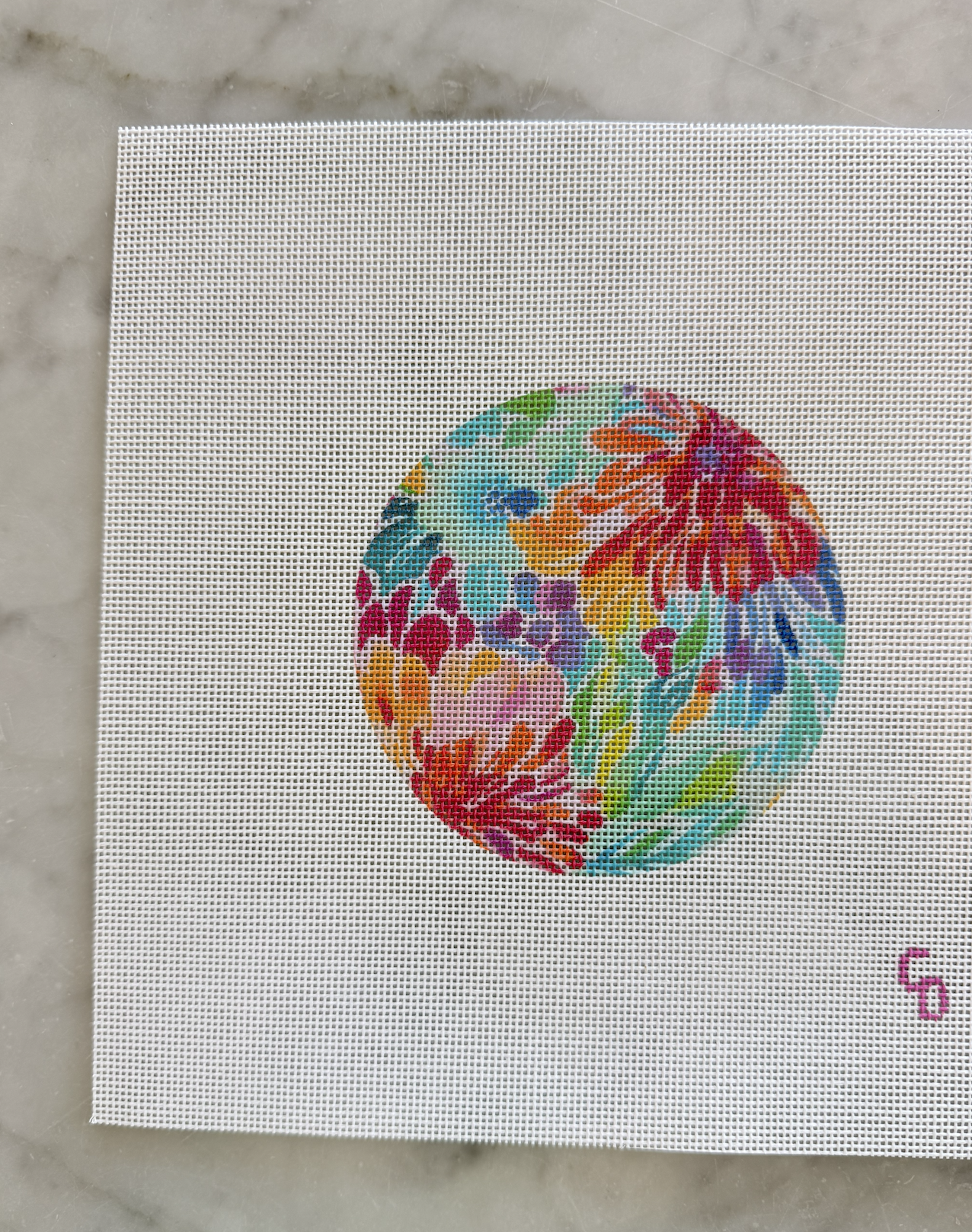 Artisan Flower Round