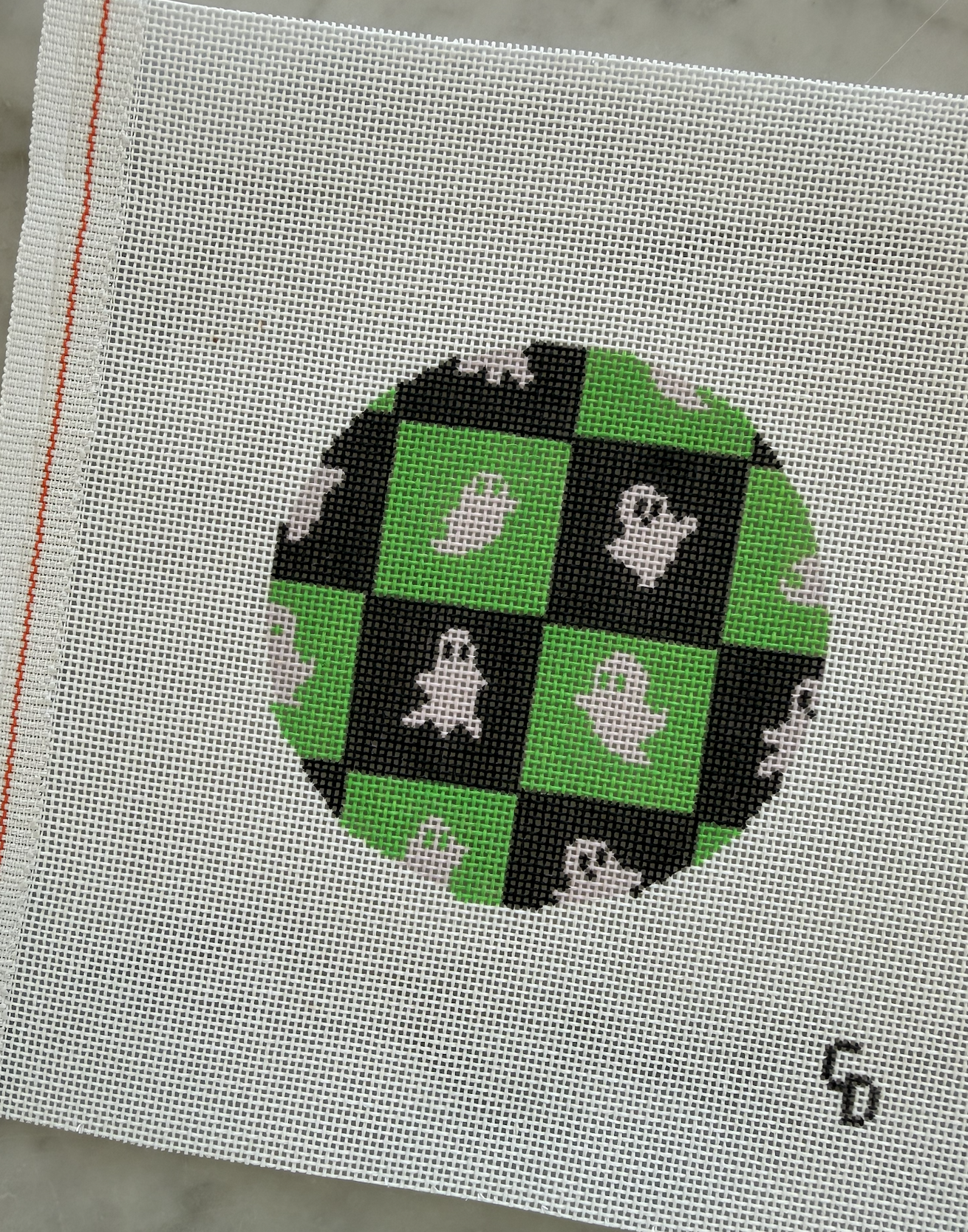 Checkered Ghost Round