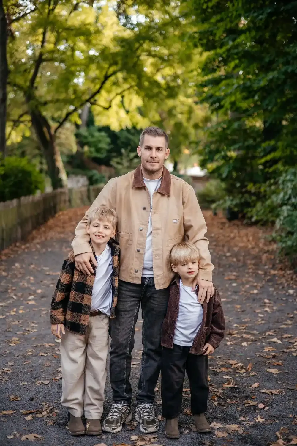 photographe-famille-tournai-jardin-de-la-reine (13).webp