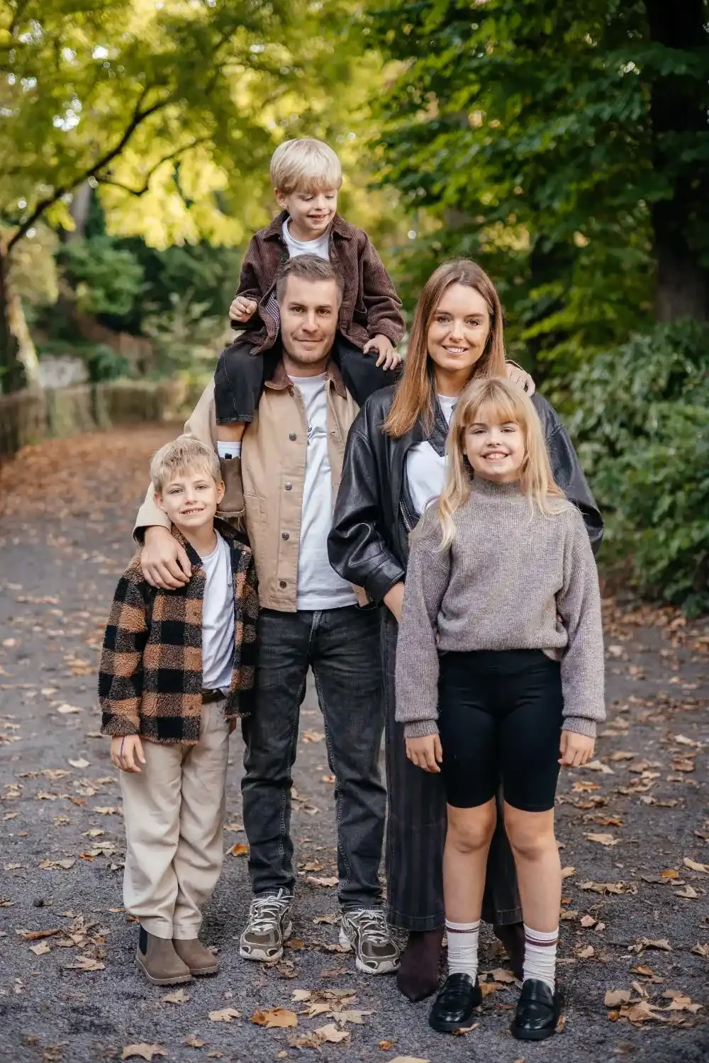 photographe-famille-tournai-jardin-de-la-reine (15).webp