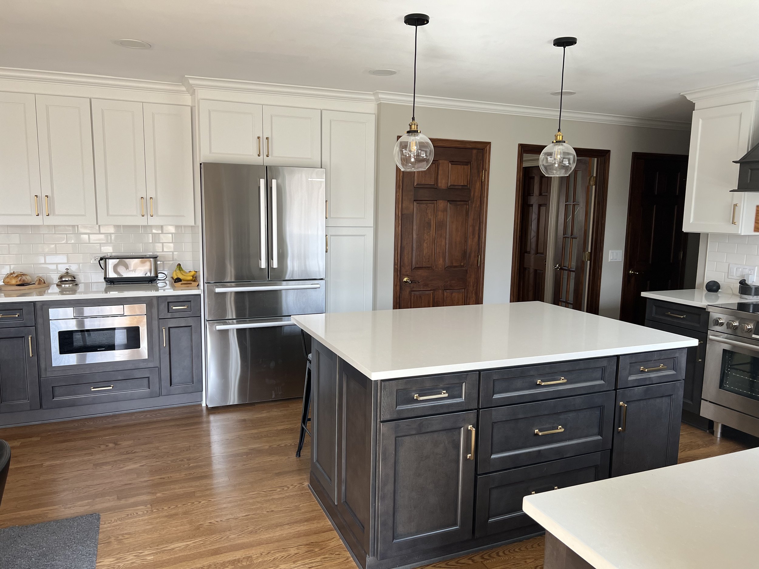 Two-Tone Kitchen
