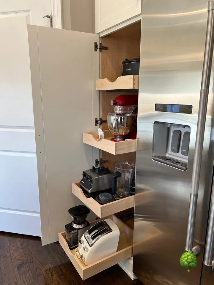 Small Appliance Pull-Out