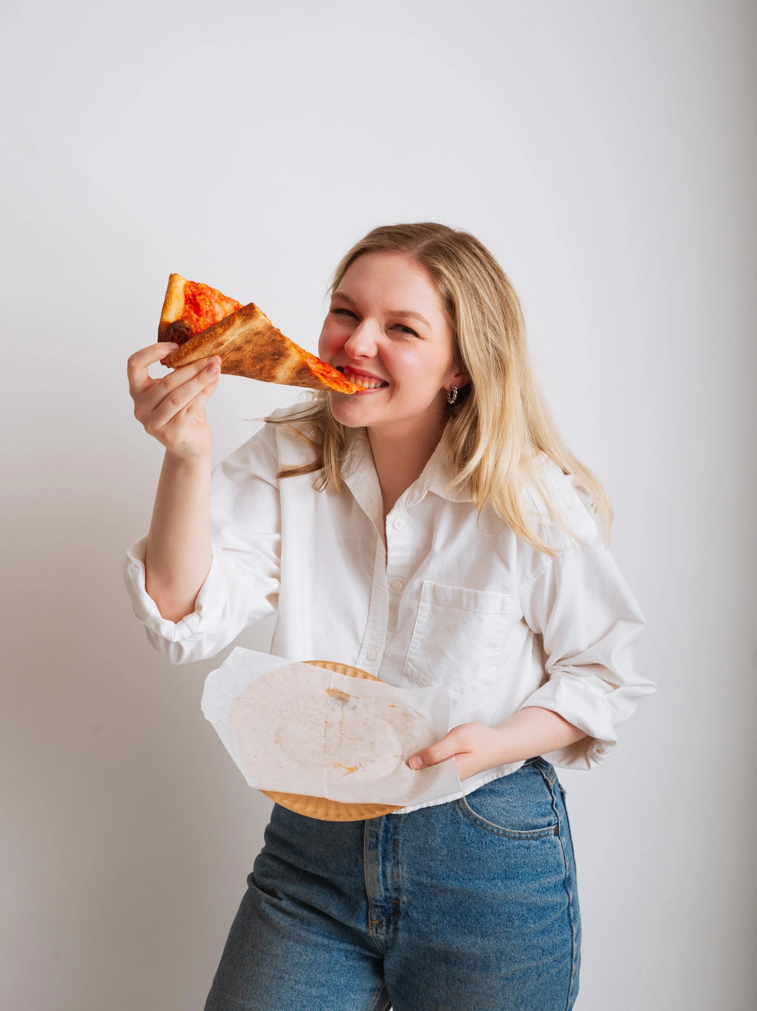 If you&rsquo;ve ever had a dream to do a photoshoot with pizza, go live your dream. 

📸: @jonahhalephoto