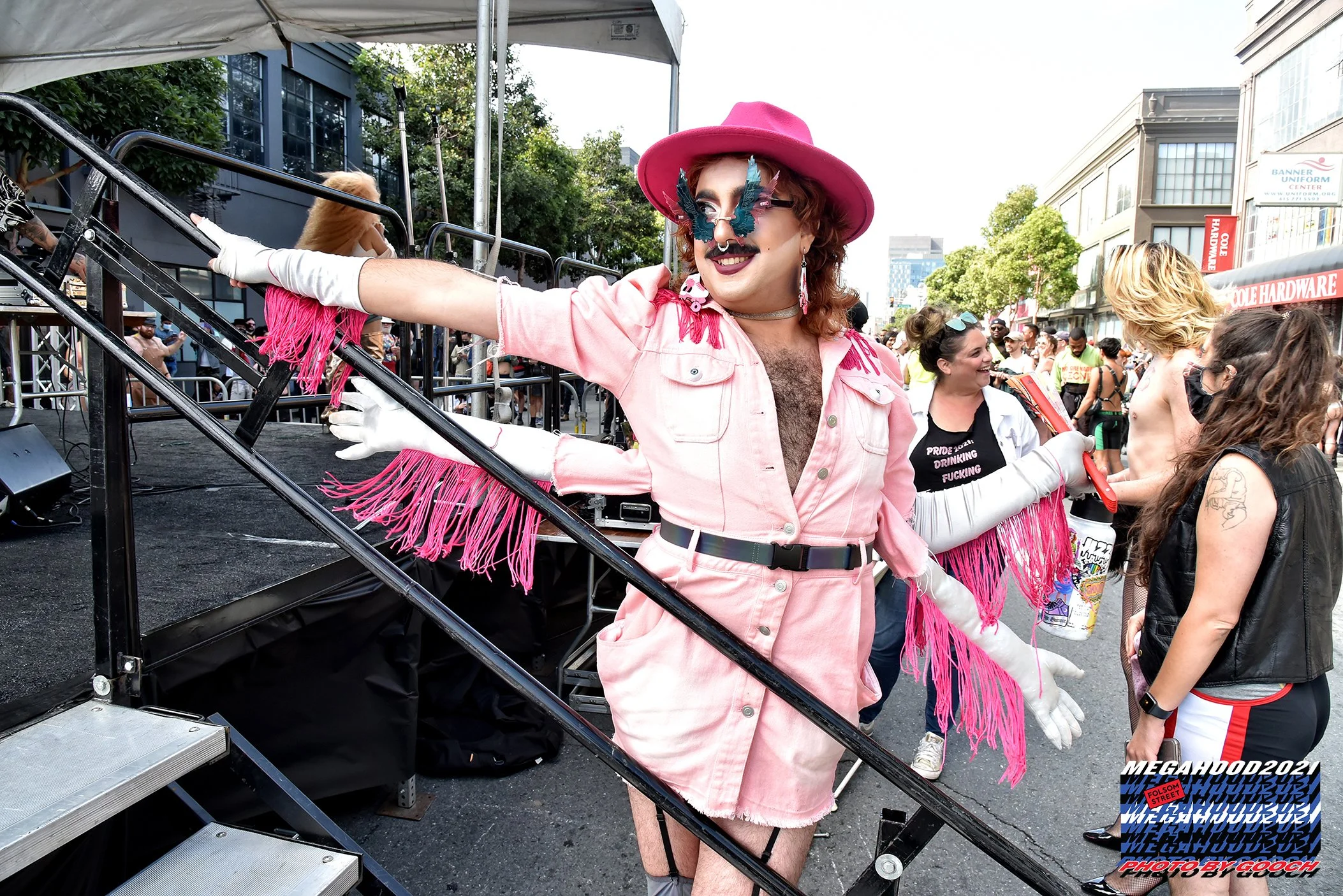 323- Folsom Megahood 2021 - Photo by Gooch.jpg