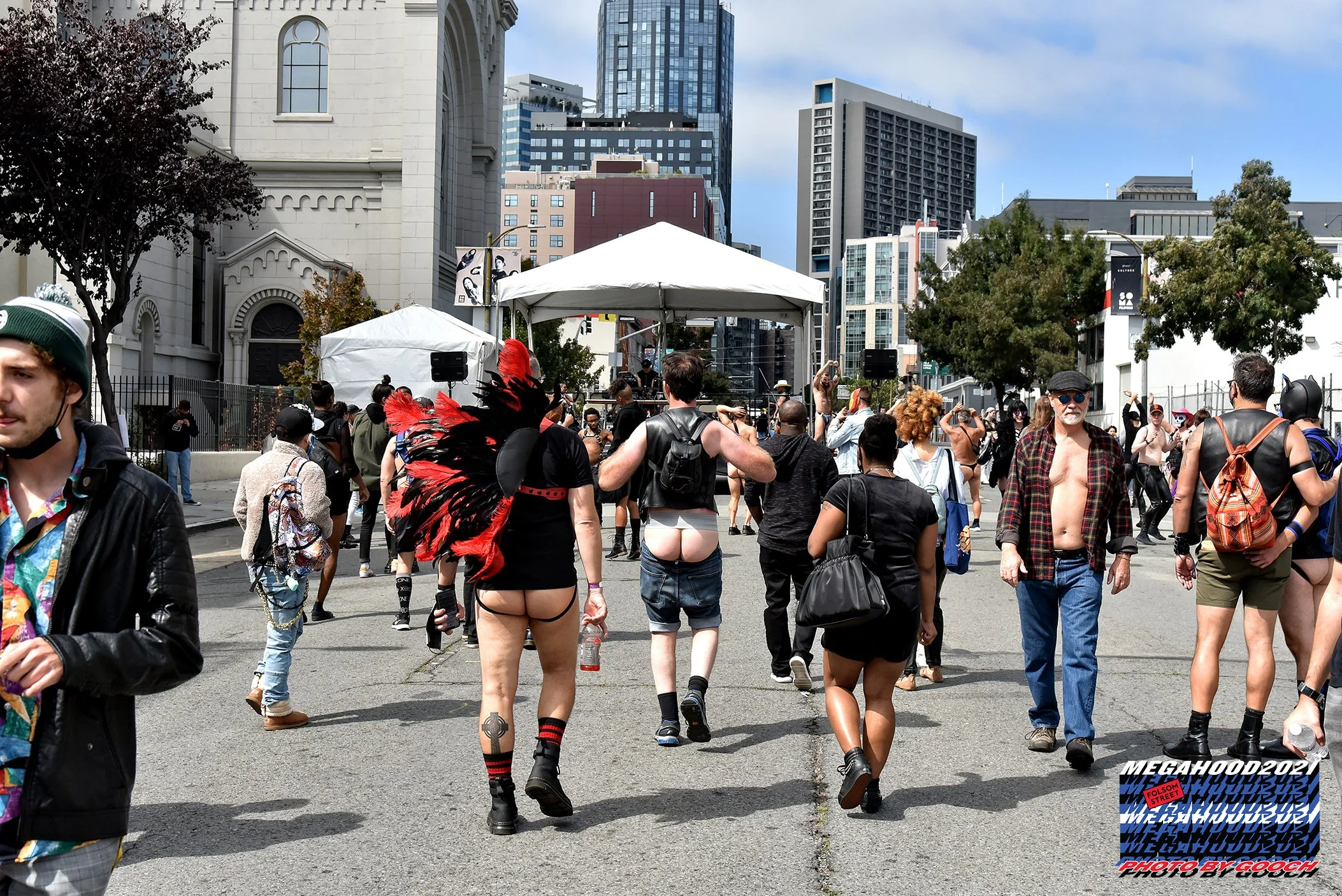 224- Folsom Megahood 2021 - Photo by Gooch.jpg
