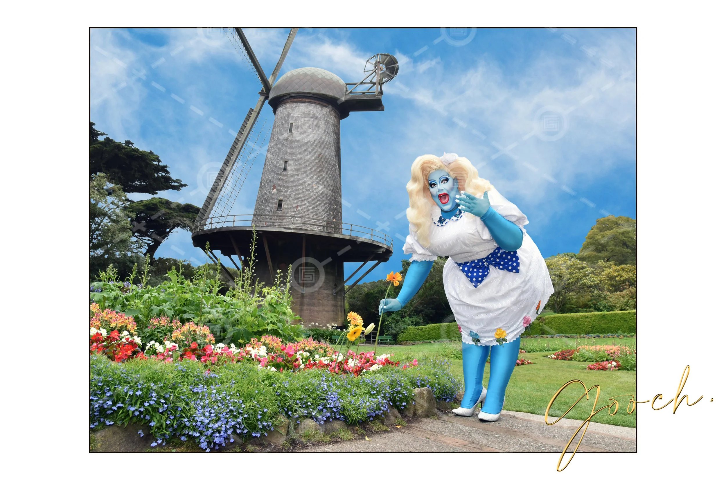 Kylie Minono Smurfette 2018