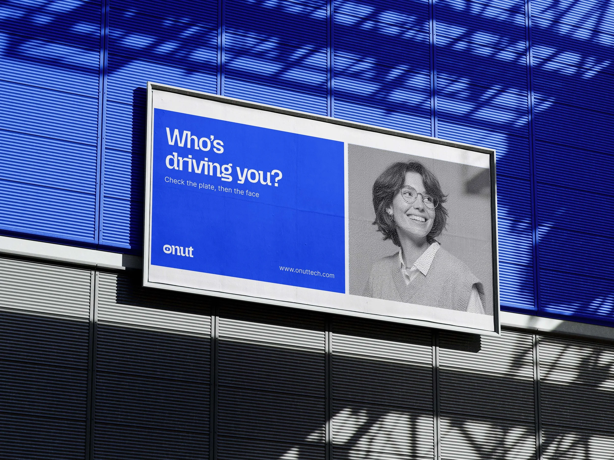 Free_Billboard_Mockup_2.jpg