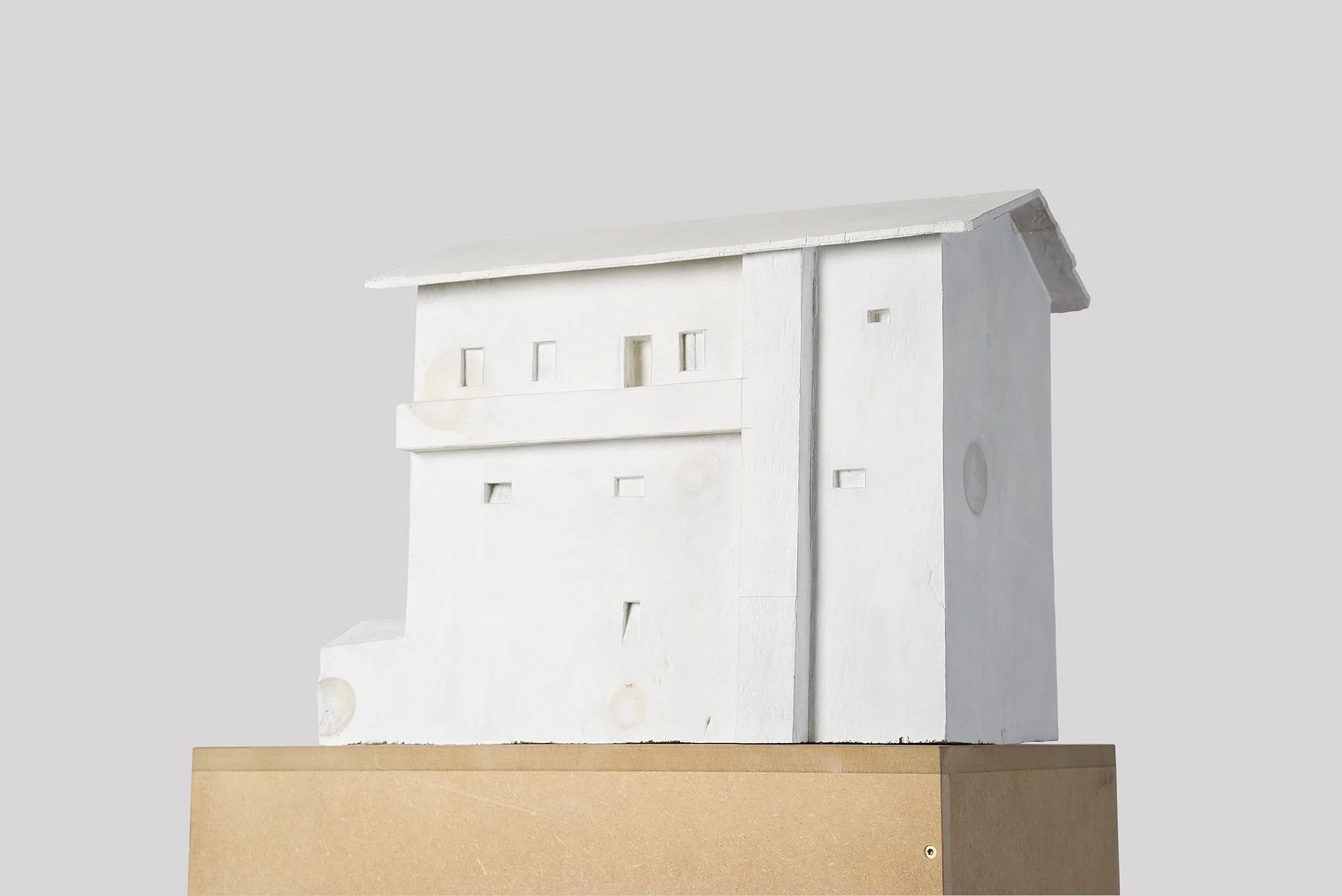 ‘Zille‘, 2012, wood, white varnish, pencil, 27,5 x 35,5 x 26 cm
