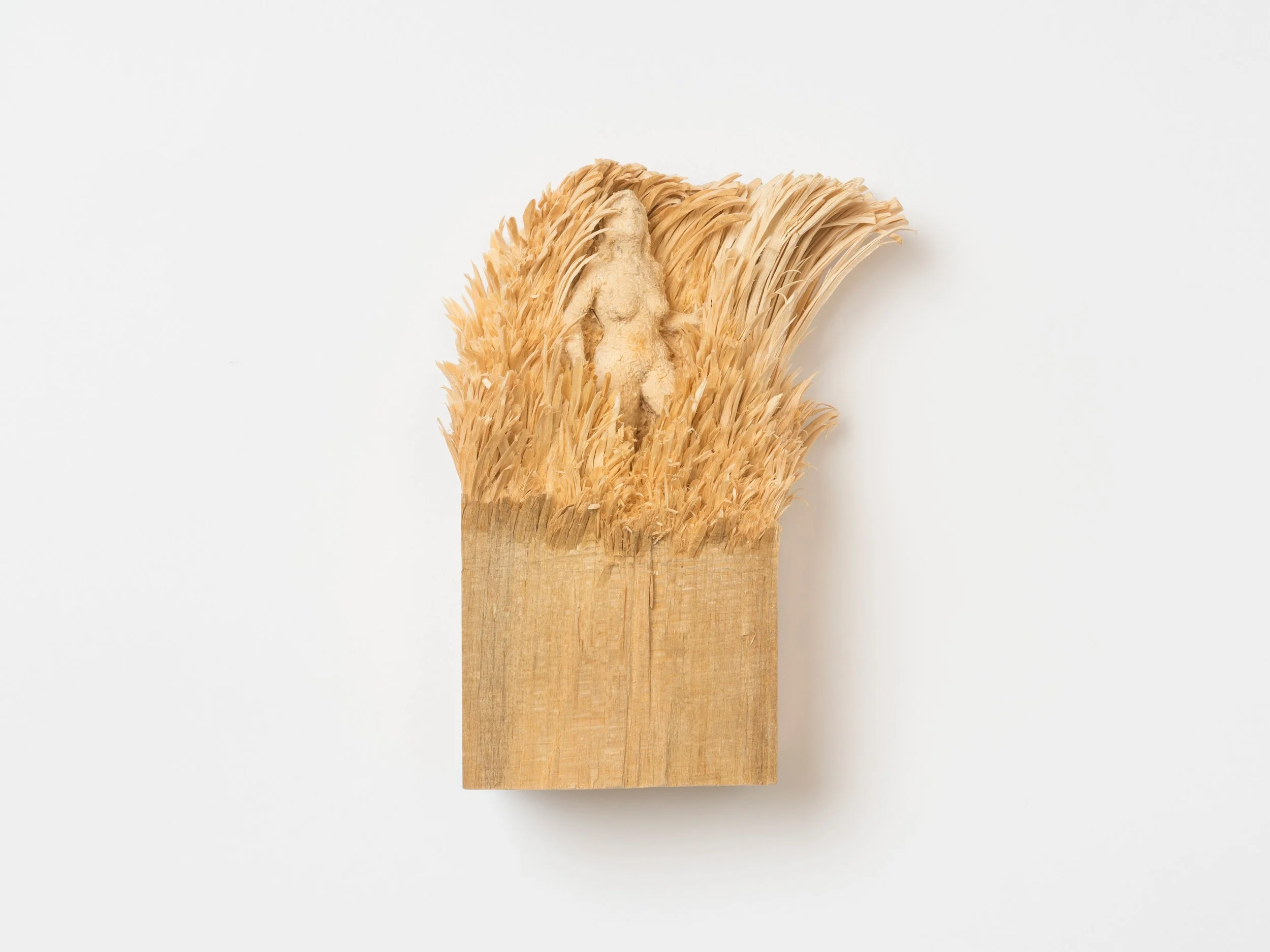 im Garten 2, 2016, limewood, pencil, 17,5 x 14 x 7,5 cm, private collection
