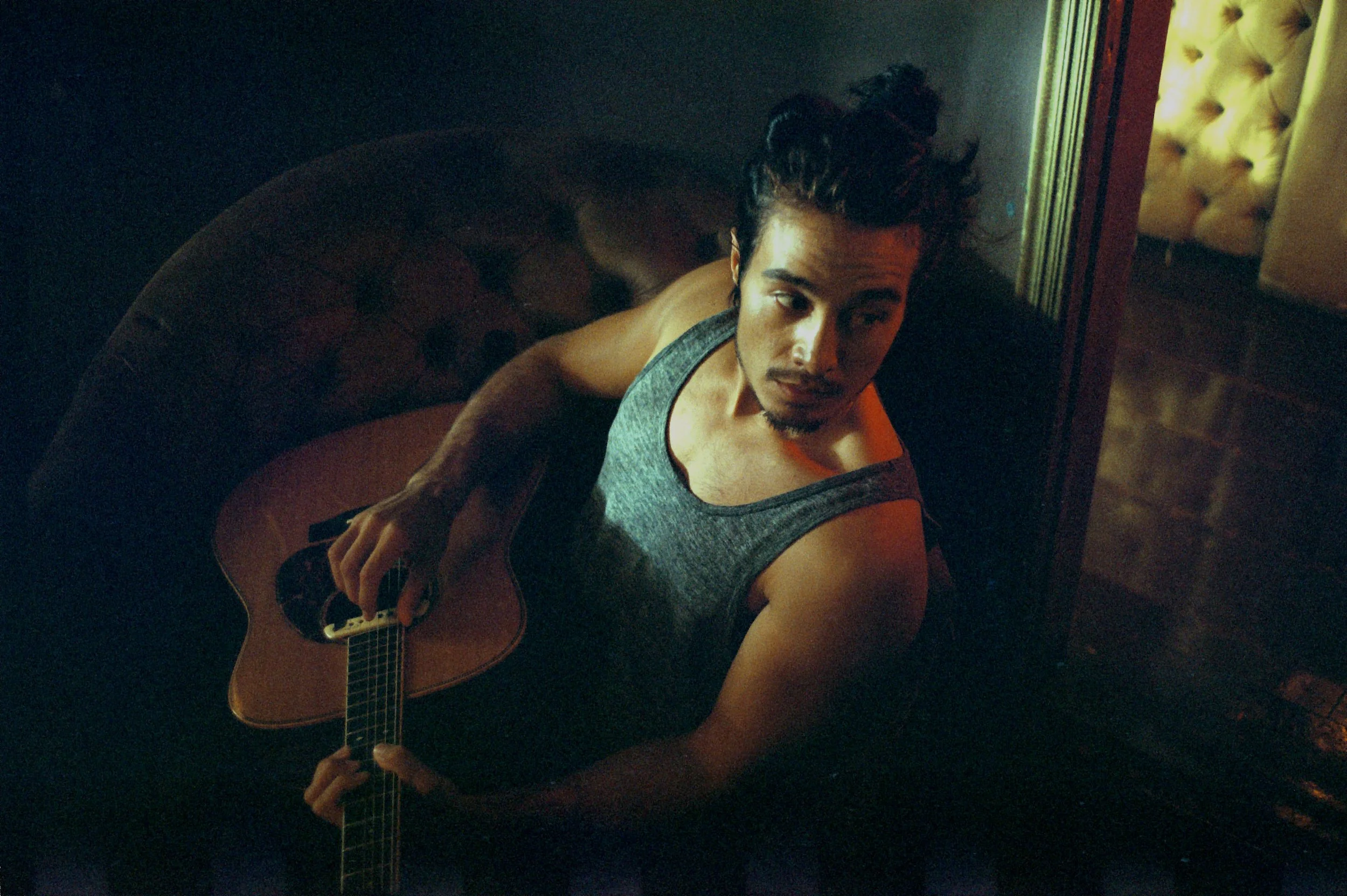 nixon__apple_portra800_00012xc.jpg