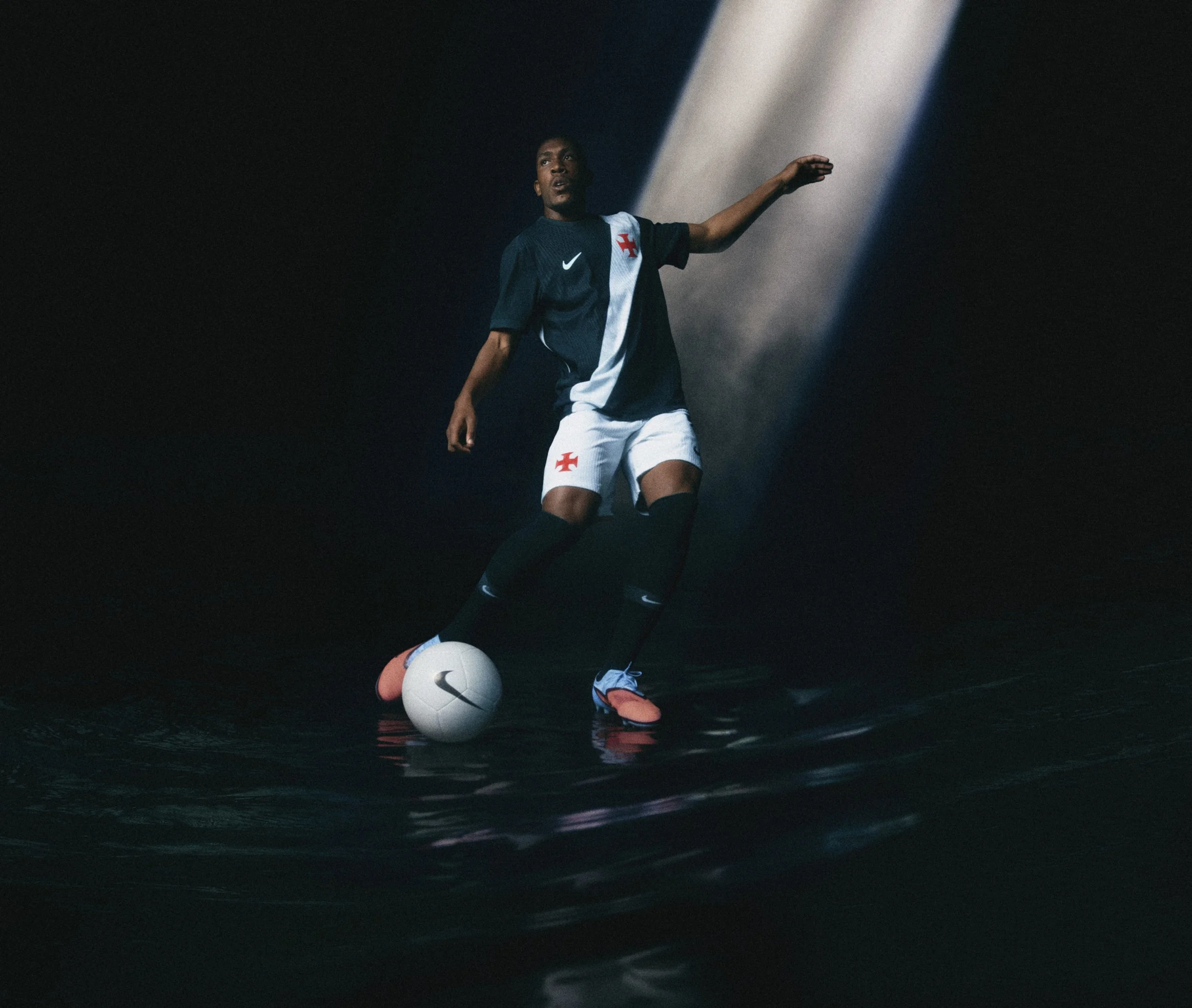 2025_12_01_NIKE_VASCO_2004.jpg