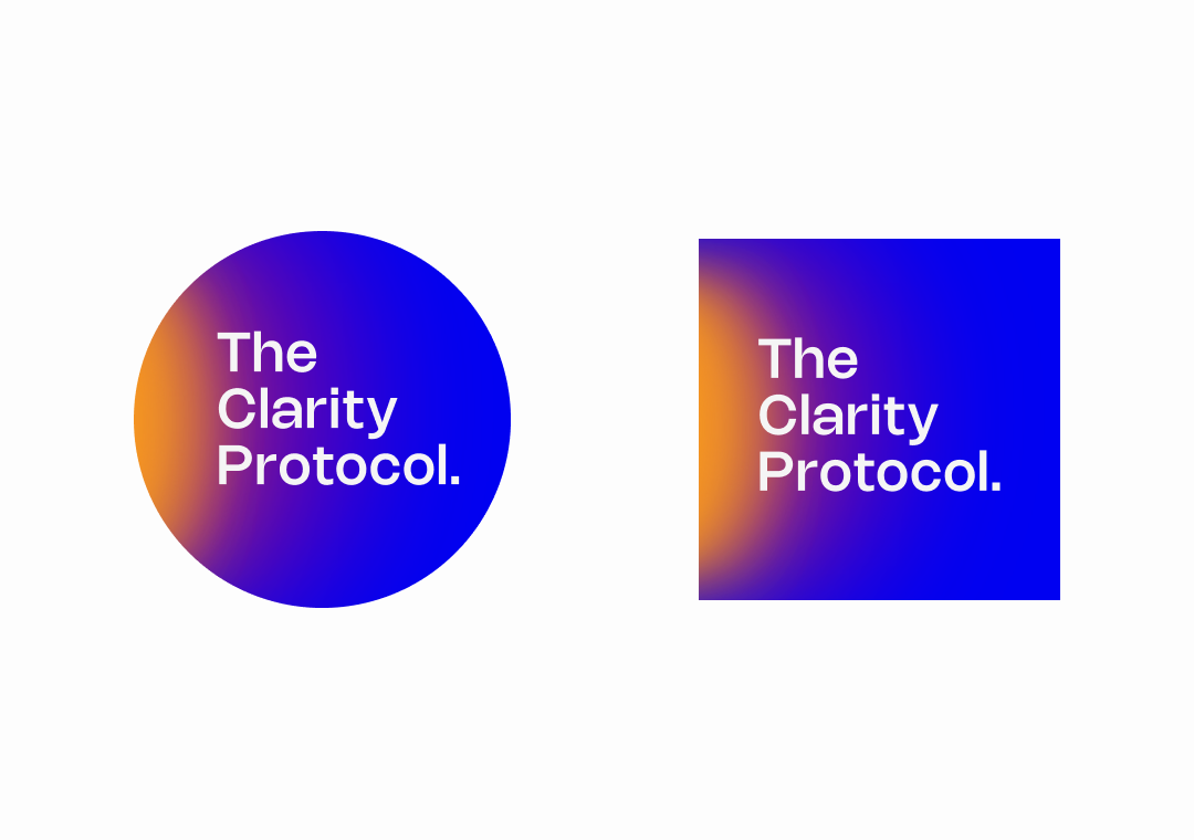 Dos logotipos con el texto "The Clarity Protocol" en fondos con degradado de colores en formas de círculo y cuadrado.
