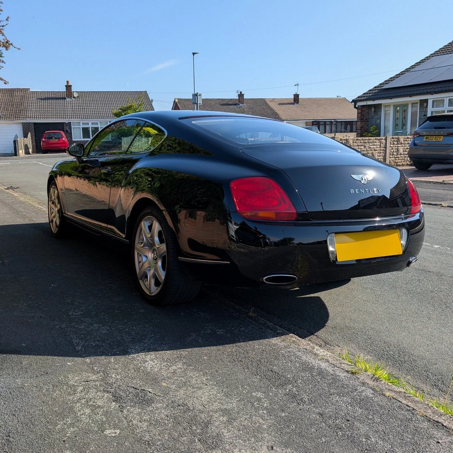 Bentley Continental GT '05

Major Swirl and Scratch Removal with a Gloss Buff to the Paintwork.

Bringing this 21-year-old British Grand Tourer back to its former Pride and Glory. This Beautiful Bentley ensures Road Presence wherever it goes, now wit
