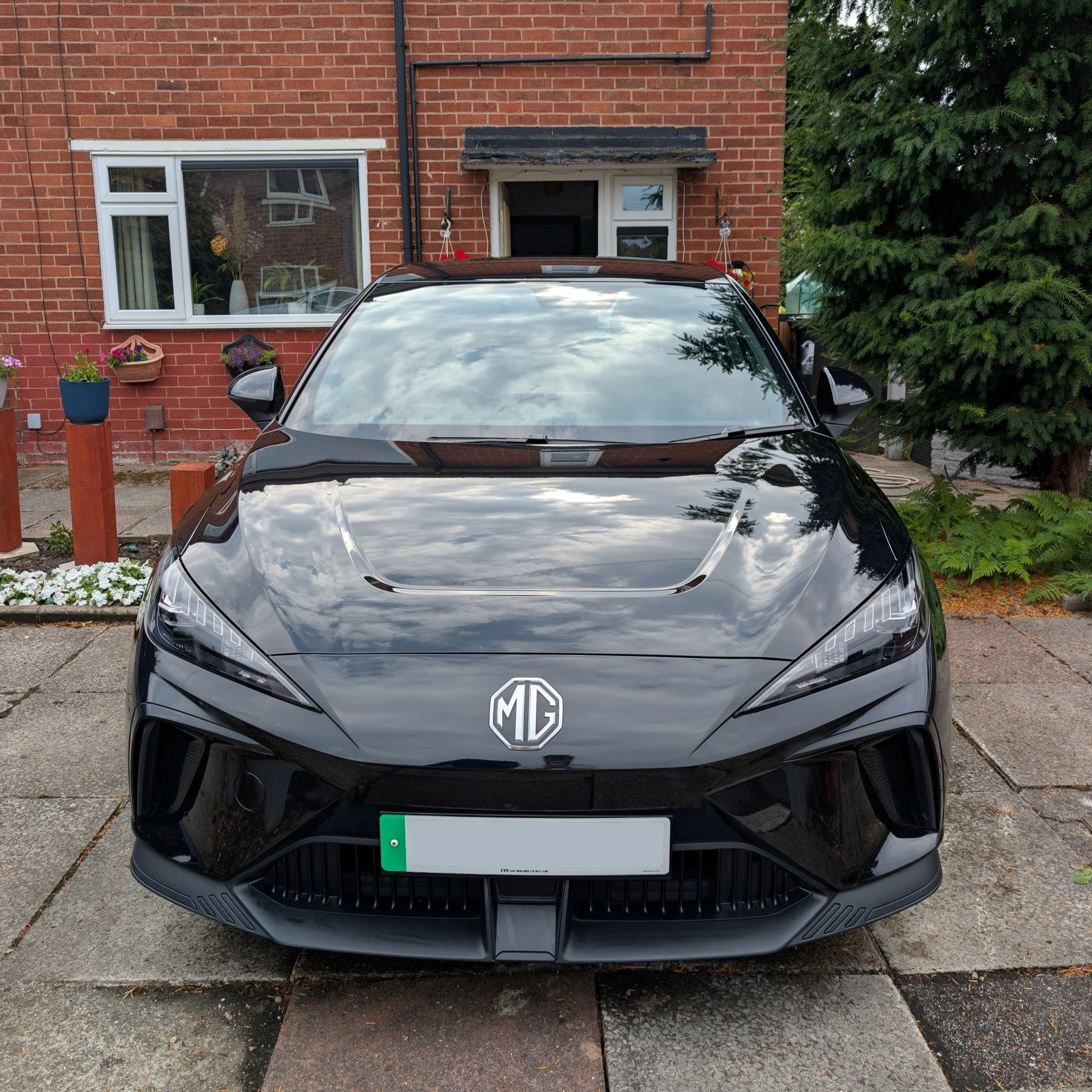 MG MG4 EV '23

Standard Valet + Stage 2 Exterior Detail

This MG4e was a lease car that needed tarting up before going back. Along with a Standard inside and out Valet, it needed some Paintwork TLC due to a bad respray and some scratches. Now it's re