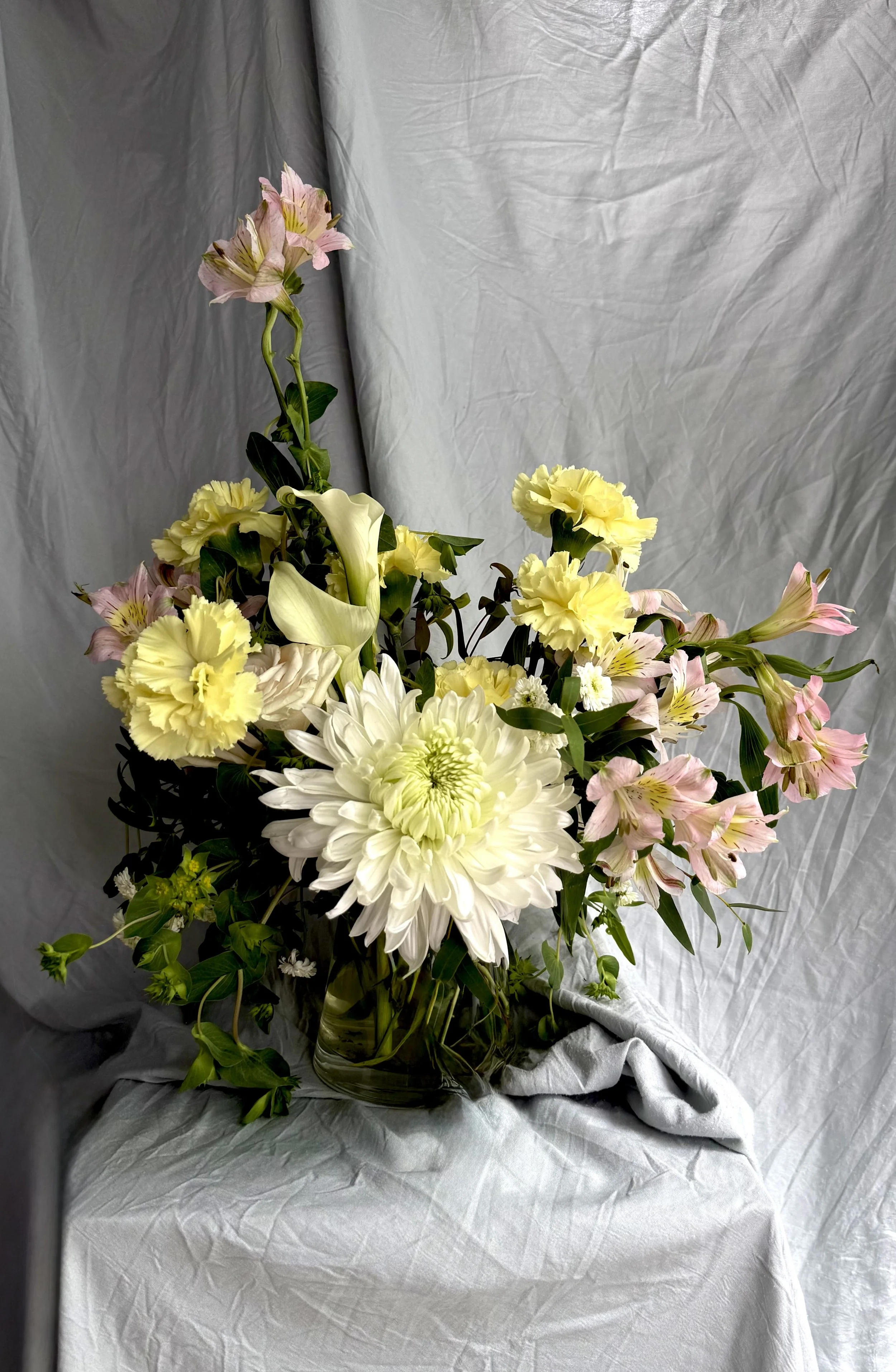 carnation mix arrangement.jpeg