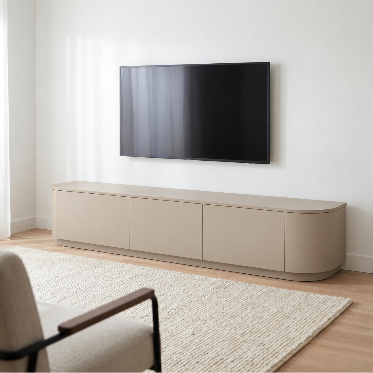 Curve Media Unit