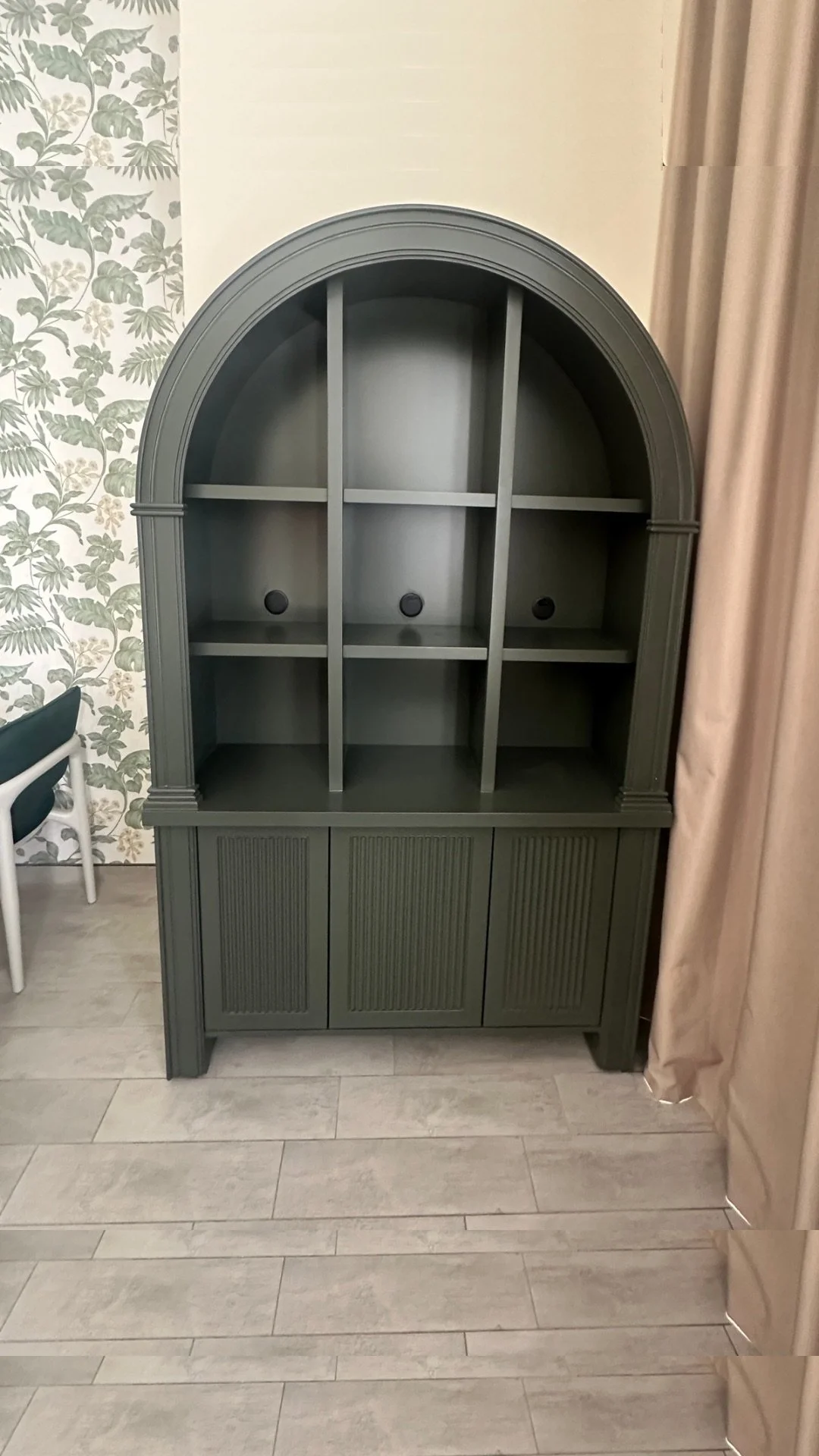 Arch Cabinet with Moulding